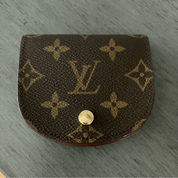 Louis Vuitton Brown and Tan Monogram Pouch - Picture 1 of 15